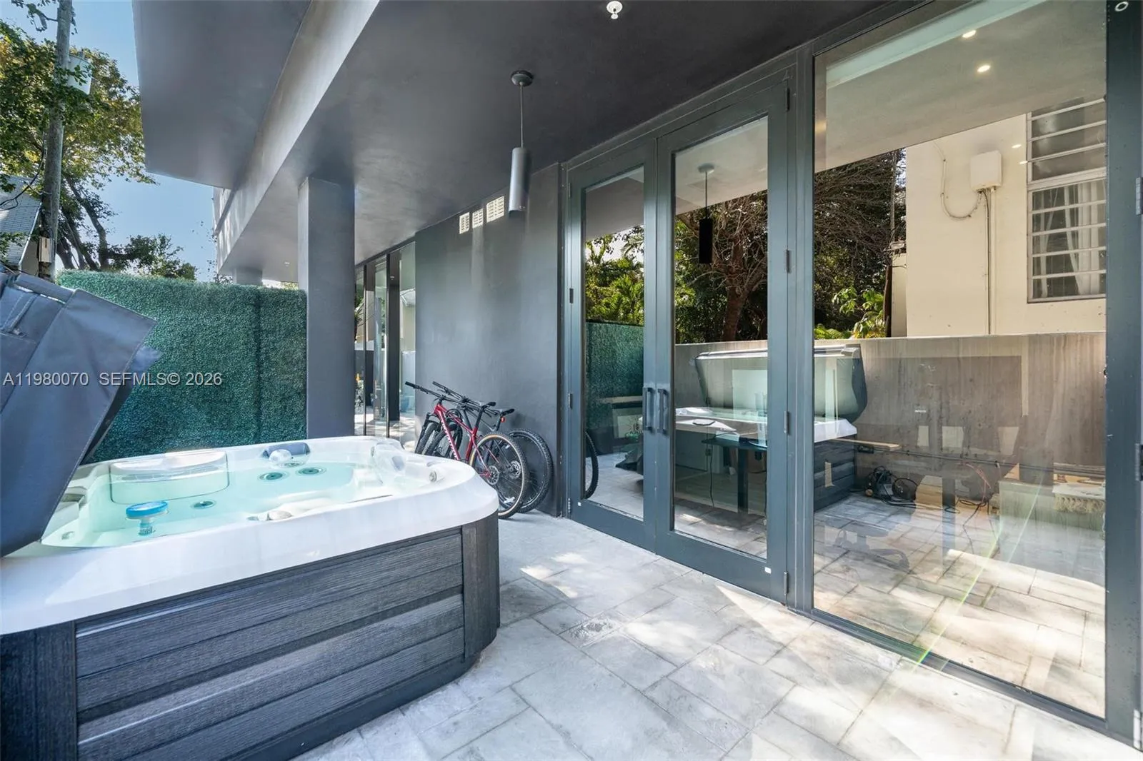 3156 Sw 27th Ave 101, Miami, Florida 33133, Miami, Florida 33133, 2 Bedrooms Bedrooms, ,2 BathroomsBathrooms,Residential Lease,For Rent,3156 Sw 27th Ave 101, Miami, Florida 33133,A11980070