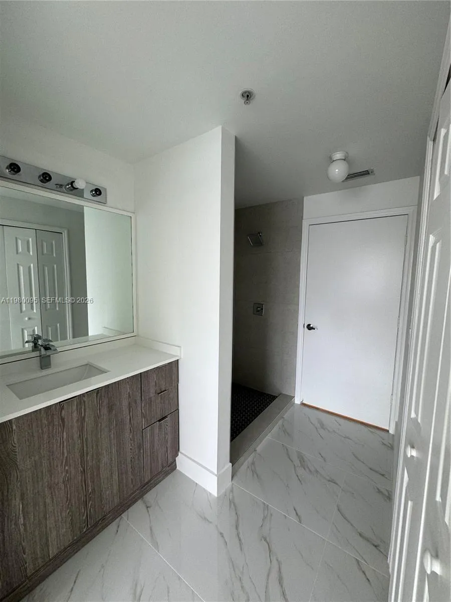 6360 Nw 114th Ave 206, Doral, Florida 33178, Doral, Florida 33178, 2 Bedrooms Bedrooms, ,2 BathroomsBathrooms,Residential Lease,For Rent,6360 Nw 114th Ave 206, Doral, Florida 33178,A11980095