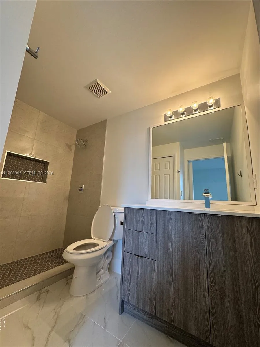 6360 Nw 114th Ave 206, Doral, Florida 33178, Doral, Florida 33178, 2 Bedrooms Bedrooms, ,2 BathroomsBathrooms,Residential Lease,For Rent,6360 Nw 114th Ave 206, Doral, Florida 33178,A11980095