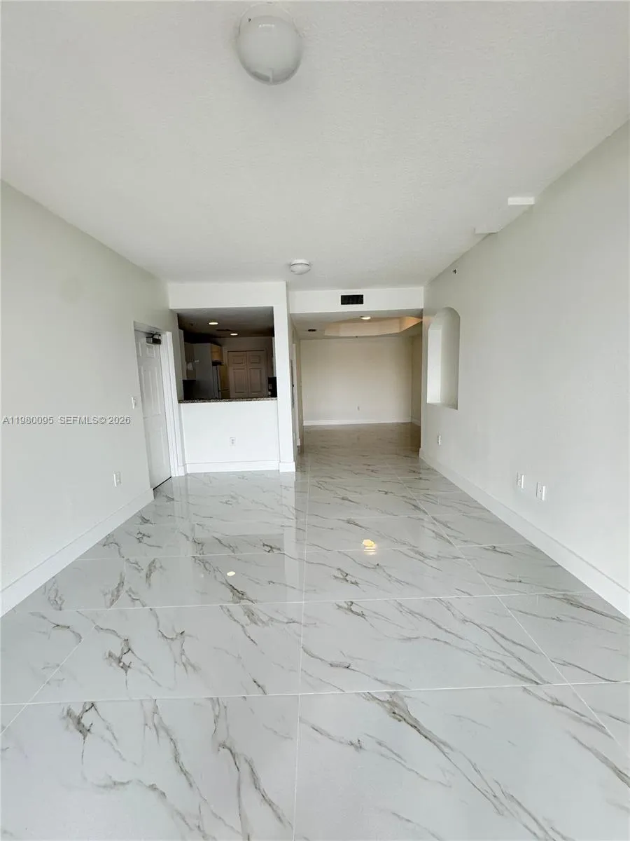 6360 Nw 114th Ave 206, Doral, Florida 33178, Doral, Florida 33178, 2 Bedrooms Bedrooms, ,2 BathroomsBathrooms,Residential Lease,For Rent,6360 Nw 114th Ave 206, Doral, Florida 33178,A11980095