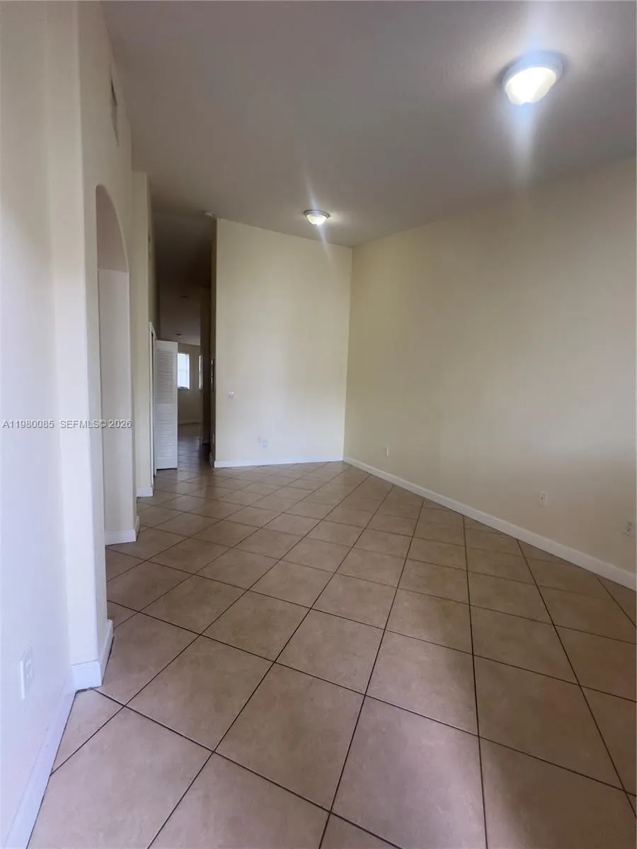 1662 Se 27th Dr 209, Homestead, Florida 33035, Homestead, Florida 33035, 3 Bedrooms Bedrooms, ,2 BathroomsBathrooms,Residential Lease,For Rent,1662 Se 27th Dr 209, Homestead, Florida 33035,A11980085