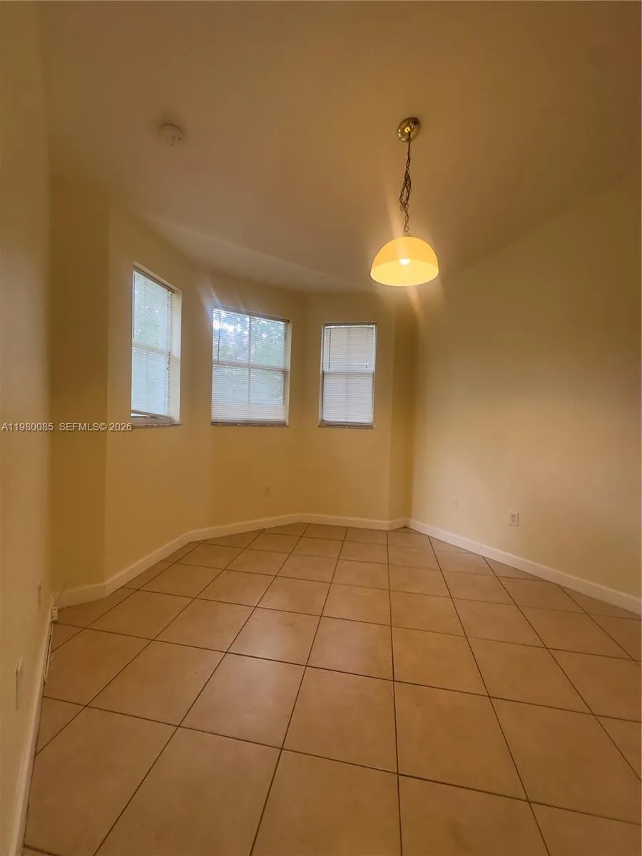 1662 Se 27th Dr 209, Homestead, Florida 33035, Homestead, Florida 33035, 3 Bedrooms Bedrooms, ,2 BathroomsBathrooms,Residential Lease,For Rent,1662 Se 27th Dr 209, Homestead, Florida 33035,A11980085