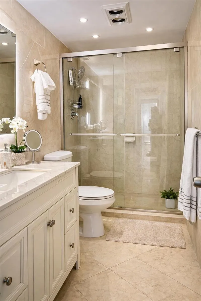 300 Bayview Dr 1107, Sunny Isles Beach, Florida 33, Sunny Isles Beach, Florida 33160, 2 Bedrooms Bedrooms, 1 Room Rooms,2 BathroomsBathrooms,Residential,For Sale,300 Bayview Dr 1107, Sunny Isles Beach, Florida 33,A11980096