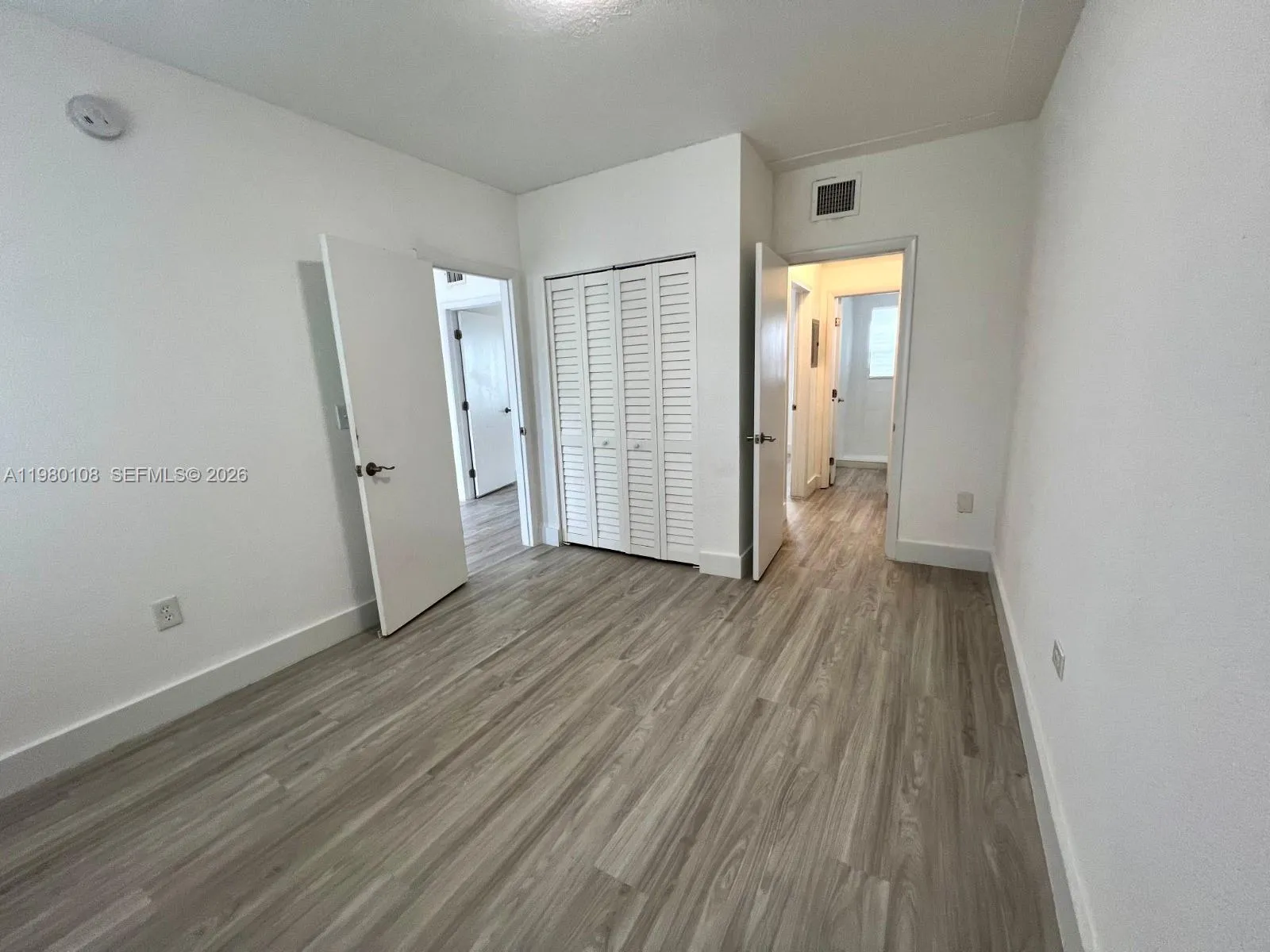 1900 Calais Dr 1904, Miami Beach, Florida 33141, Miami Beach, Florida 33141, 2 Bedrooms Bedrooms, ,1 BathroomBathrooms,Residential Lease,For Rent,1900 Calais Dr 1904, Miami Beach, Florida 33141,A11980108