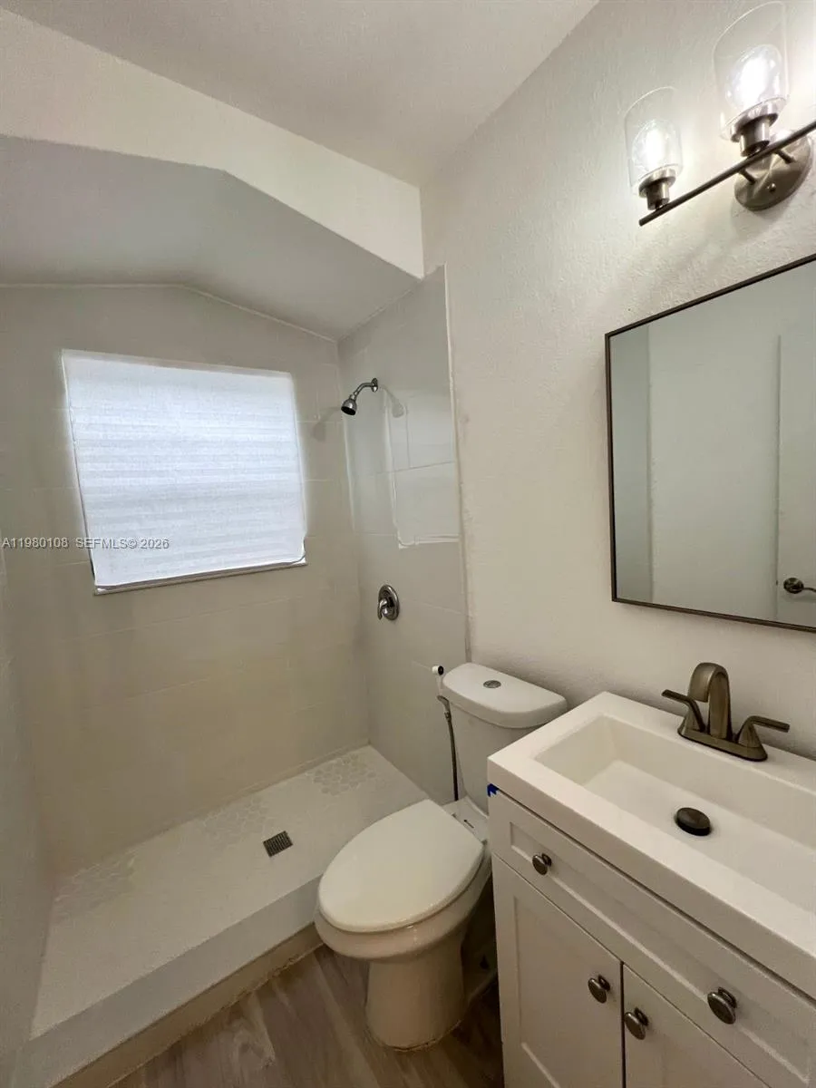 1900 Calais Dr 1904, Miami Beach, Florida 33141, Miami Beach, Florida 33141, 2 Bedrooms Bedrooms, ,1 BathroomBathrooms,Residential Lease,For Rent,1900 Calais Dr 1904, Miami Beach, Florida 33141,A11980108