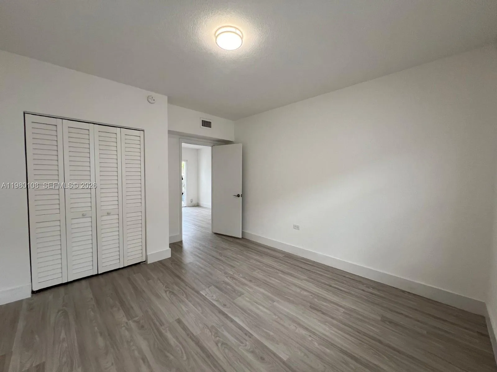 1900 Calais Dr 1904, Miami Beach, Florida 33141, Miami Beach, Florida 33141, 2 Bedrooms Bedrooms, ,1 BathroomBathrooms,Residential Lease,For Rent,1900 Calais Dr 1904, Miami Beach, Florida 33141,A11980108