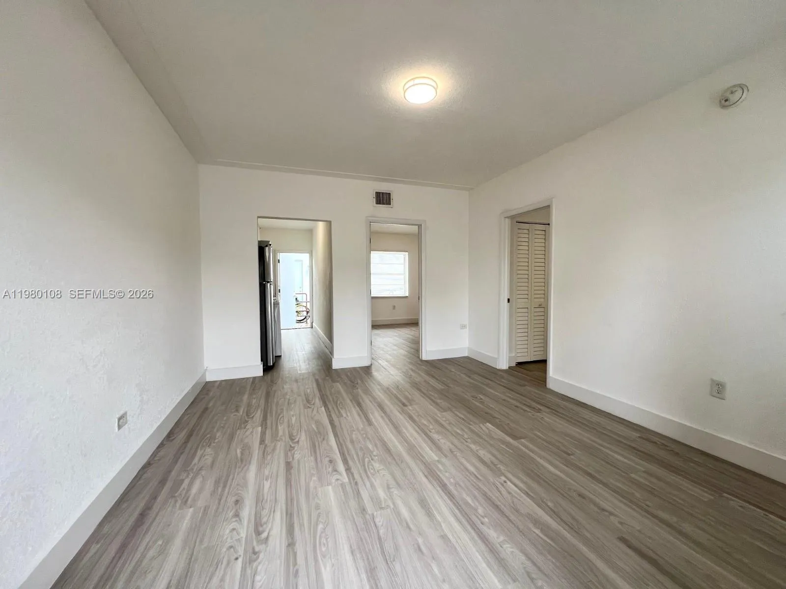 1900 Calais Dr 1904, Miami Beach, Florida 33141, Miami Beach, Florida 33141, 2 Bedrooms Bedrooms, ,1 BathroomBathrooms,Residential Lease,For Rent,1900 Calais Dr 1904, Miami Beach, Florida 33141,A11980108