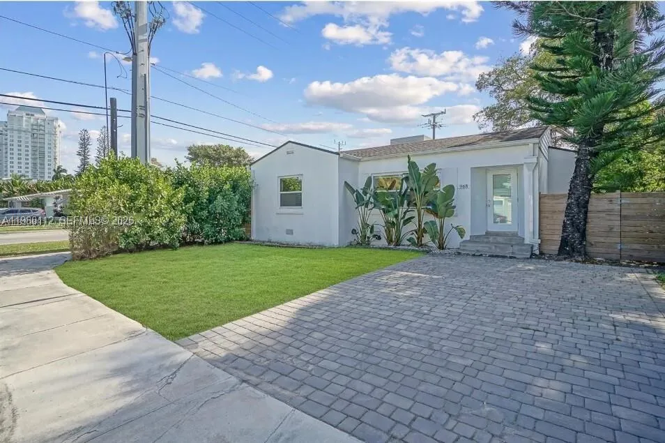 968 Ne 80th St A, Miami, Florida 33138, Miami, Florida 33138, 3 Bedrooms Bedrooms, ,2 BathroomsBathrooms,Residential Lease,For Rent,968 Ne 80th St A, Miami, Florida 33138,A11980112