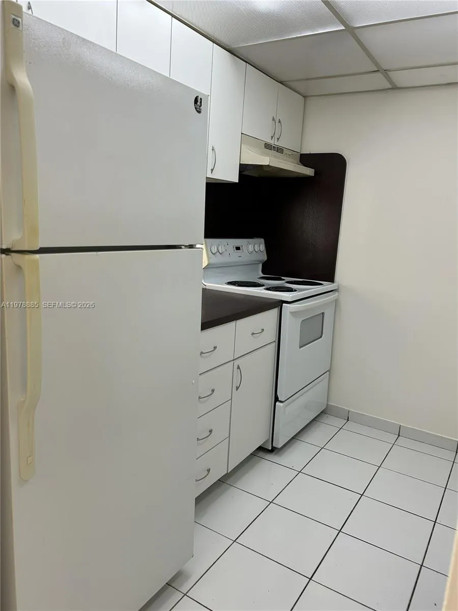 1673 Bay Rd 306, Miami Beach, Florida 33139, Miami Beach, Florida 33139, 2 Bedrooms Bedrooms, ,2 BathroomsBathrooms,Residential,For Sale,1673 Bay Rd 306, Miami Beach, Florida 33139,A11978885