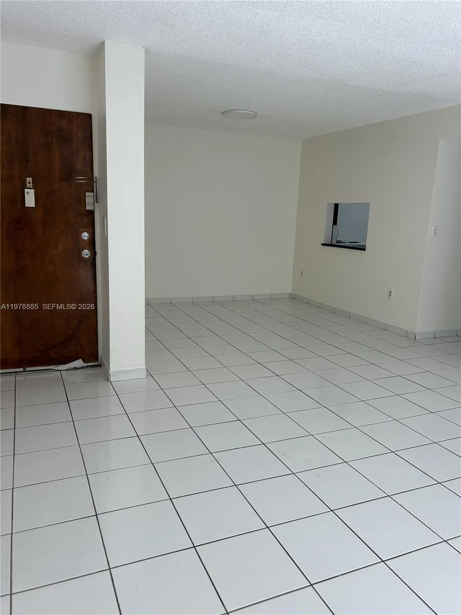 1673 Bay Rd 306, Miami Beach, Florida 33139, Miami Beach, Florida 33139, 2 Bedrooms Bedrooms, ,2 BathroomsBathrooms,Residential,For Sale,1673 Bay Rd 306, Miami Beach, Florida 33139,A11978885
