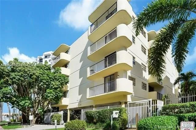 1673 Bay Rd 306, Miami Beach, Florida 33139, Miami Beach, Florida 33139, 2 Bedrooms Bedrooms, ,2 BathroomsBathrooms,Residential,For Sale,1673 Bay Rd 306, Miami Beach, Florida 33139,A11978885
