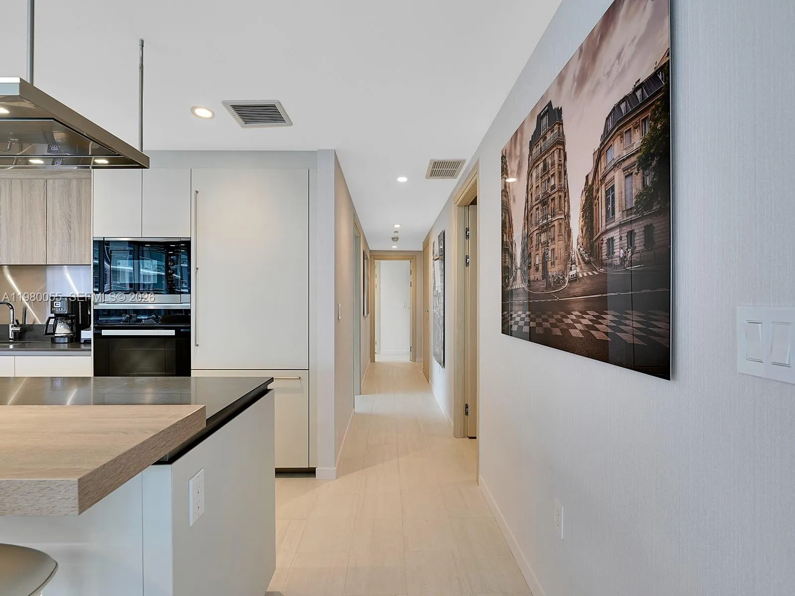 1000 Brickell Plz 3402, Miami, Florida 33131, Miami, Florida 33131, 3 Bedrooms Bedrooms, ,3 BathroomsBathrooms,Residential Lease,For Rent,1000 Brickell Plz 3402, Miami, Florida 33131,A11980055
