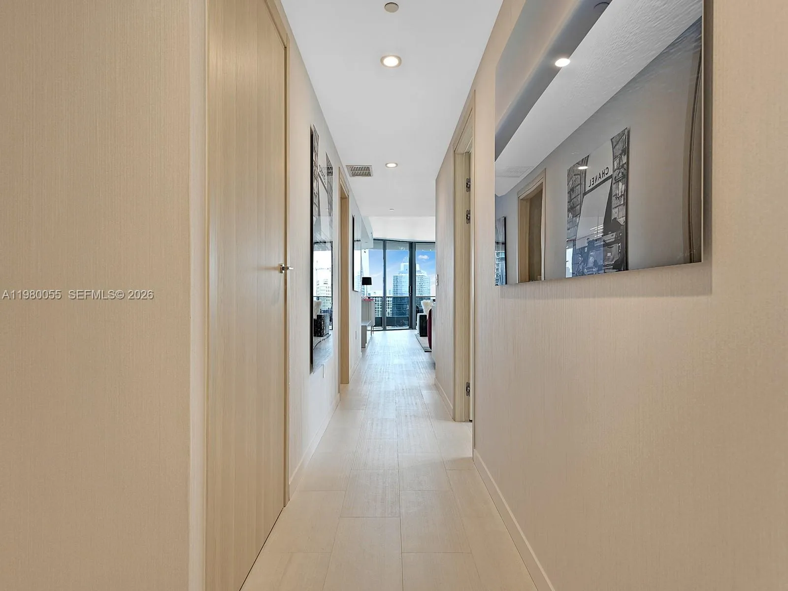 1000 Brickell Plz 3402, Miami, Florida 33131, Miami, Florida 33131, 3 Bedrooms Bedrooms, ,3 BathroomsBathrooms,Residential Lease,For Rent,1000 Brickell Plz 3402, Miami, Florida 33131,A11980055