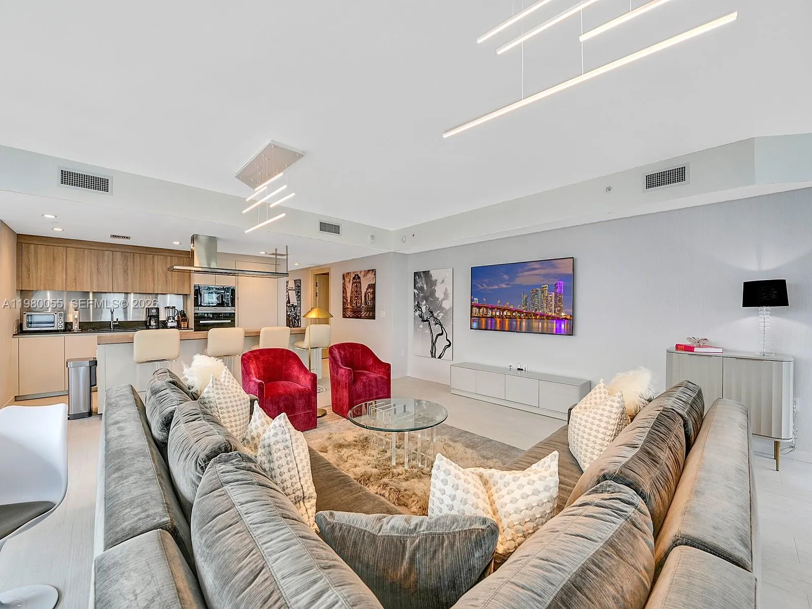 1000 Brickell Plz 3402, Miami, Florida 33131, Miami, Florida 33131, 3 Bedrooms Bedrooms, ,3 BathroomsBathrooms,Residential Lease,For Rent,1000 Brickell Plz 3402, Miami, Florida 33131,A11980055