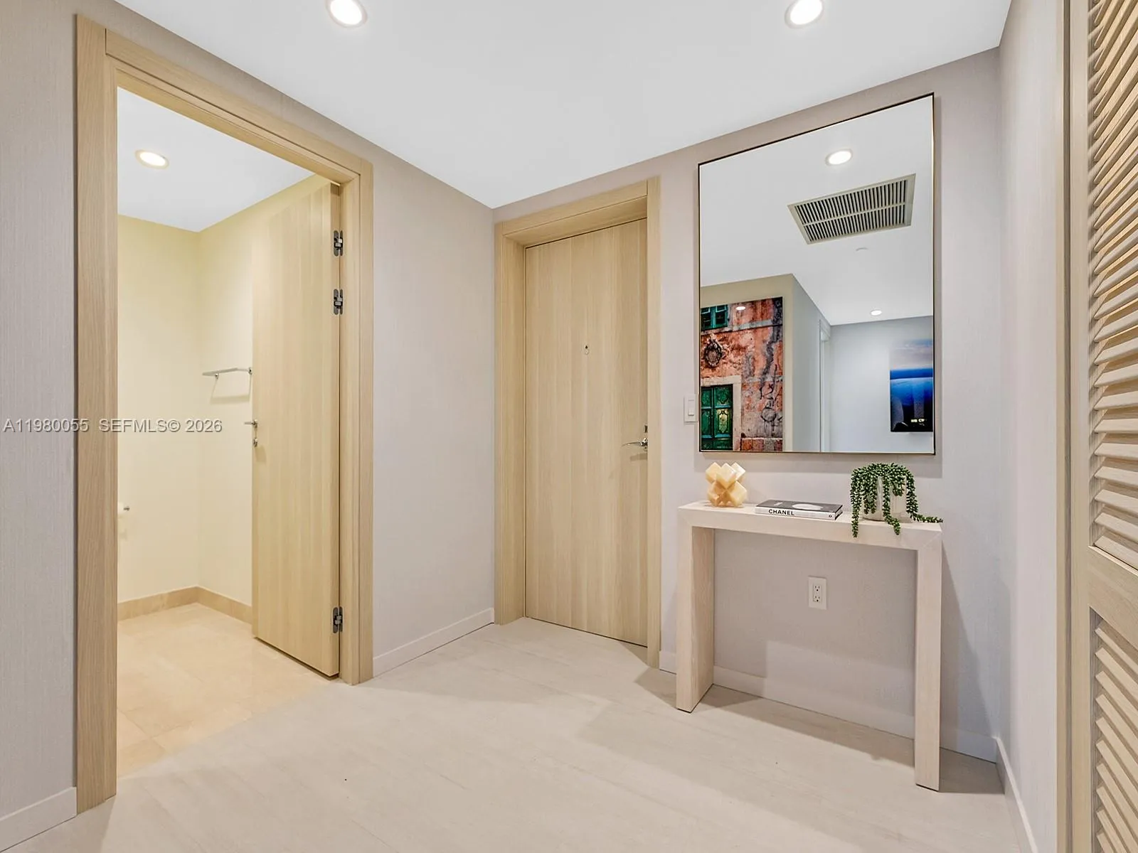 1000 Brickell Plz 3402, Miami, Florida 33131, Miami, Florida 33131, 3 Bedrooms Bedrooms, ,3 BathroomsBathrooms,Residential Lease,For Rent,1000 Brickell Plz 3402, Miami, Florida 33131,A11980055