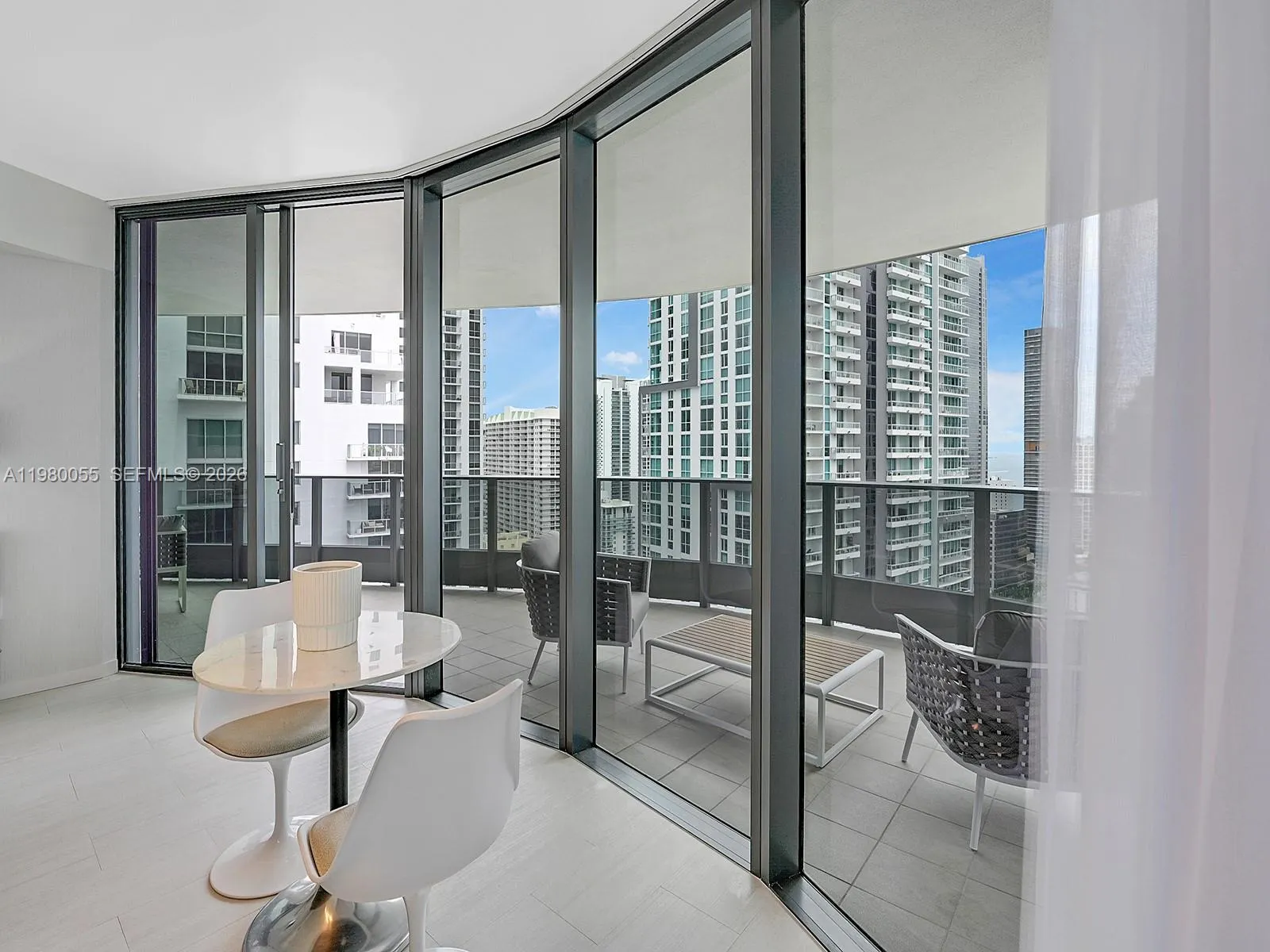 1000 Brickell Plz 3402, Miami, Florida 33131, Miami, Florida 33131, 3 Bedrooms Bedrooms, ,3 BathroomsBathrooms,Residential Lease,For Rent,1000 Brickell Plz 3402, Miami, Florida 33131,A11980055