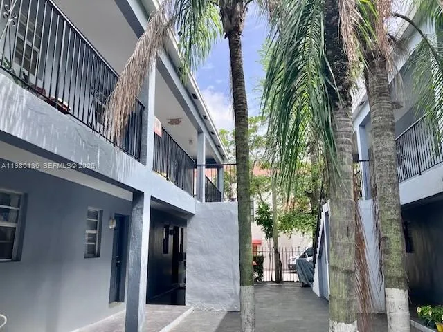 3696 William Ave 4, Miami, Florida 33133, Miami, Florida 33133, 1 Bedroom Bedrooms, ,1 BathroomBathrooms,Residential Lease,For Rent,3696 William Ave 4, Miami, Florida 33133,A11980136