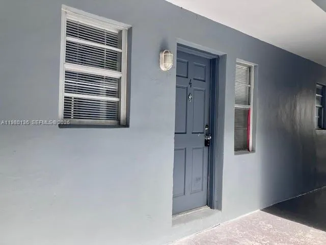 3696 William Ave 4, Miami, Florida 33133, Miami, Florida 33133, 1 Bedroom Bedrooms, ,1 BathroomBathrooms,Residential Lease,For Rent,3696 William Ave 4, Miami, Florida 33133,A11980136