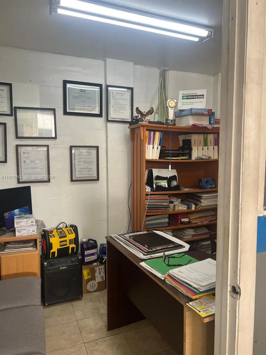 2000 Sw 71st Ter # B3, Davie, Florida 33317, Davie, Florida 33317, ,Business Opportunity,For Sale,2000 Sw 71st Ter # B3, Davie, Florida 33317,A11979762