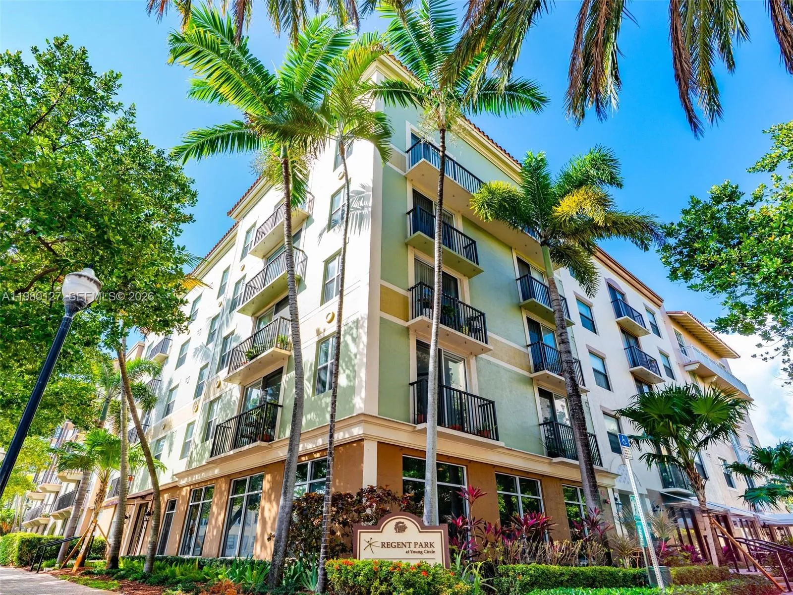 1900 Van Buren St 112b, Hollywood, Florida 33020, Hollywood, Florida 33020, 1 Bedroom Bedrooms, ,1 BathroomBathrooms,Residential,For Sale,1900 Van Buren St 112b, Hollywood, Florida 33020,A11980127