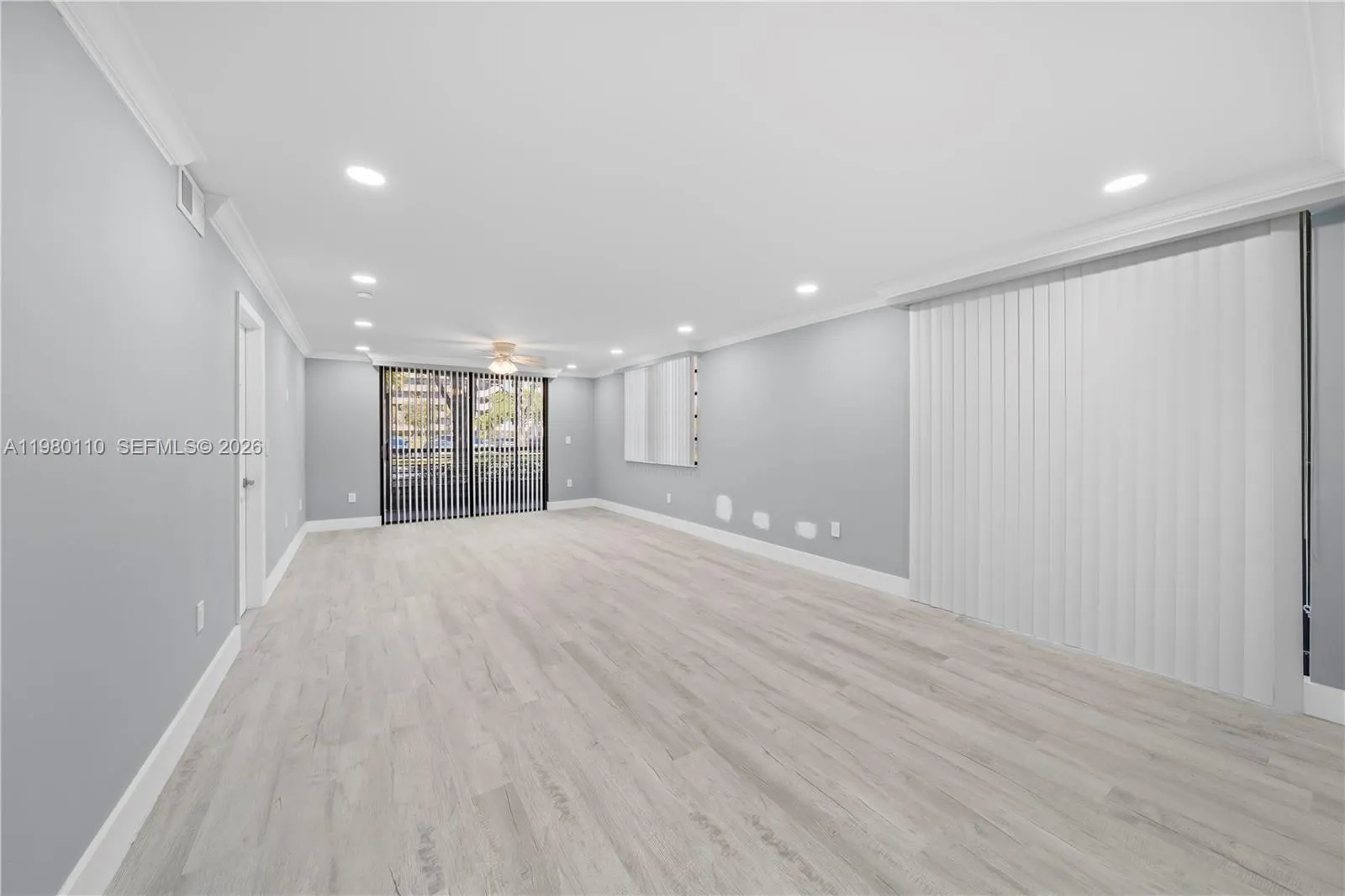 1001 Colony Point Cir 114, Pembroke Pines, Florida, Pembroke Pines, Florida 33026, 2 Bedrooms Bedrooms, ,2 BathroomsBathrooms,Residential,For Sale,1001 Colony Point Cir 114, Pembroke Pines, Florida,A11980110
