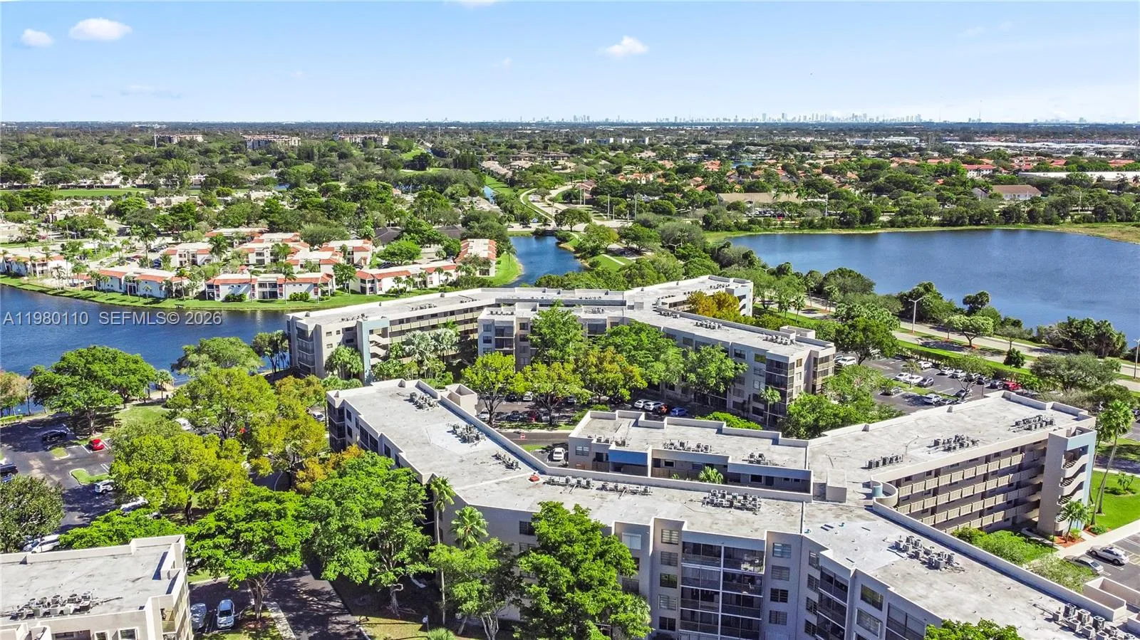 1001 Colony Point Cir 114, Pembroke Pines, Florida, Pembroke Pines, Florida 33026, 2 Bedrooms Bedrooms, ,2 BathroomsBathrooms,Residential,For Sale,1001 Colony Point Cir 114, Pembroke Pines, Florida,A11980110