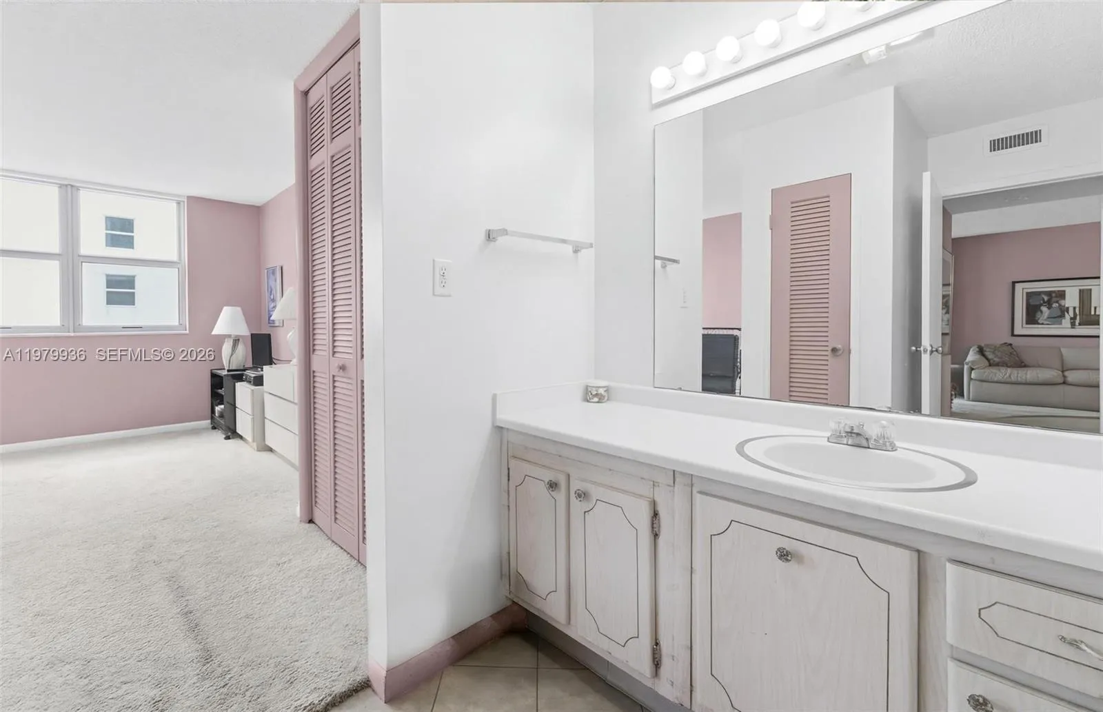 9225 Collins Ave 610, Surfside, Florida 33154, Surfside, Florida 33154, 1 Bedroom Bedrooms, ,2 BathroomsBathrooms,Residential,For Sale,9225 Collins Ave 610, Surfside, Florida 33154,A11979936
