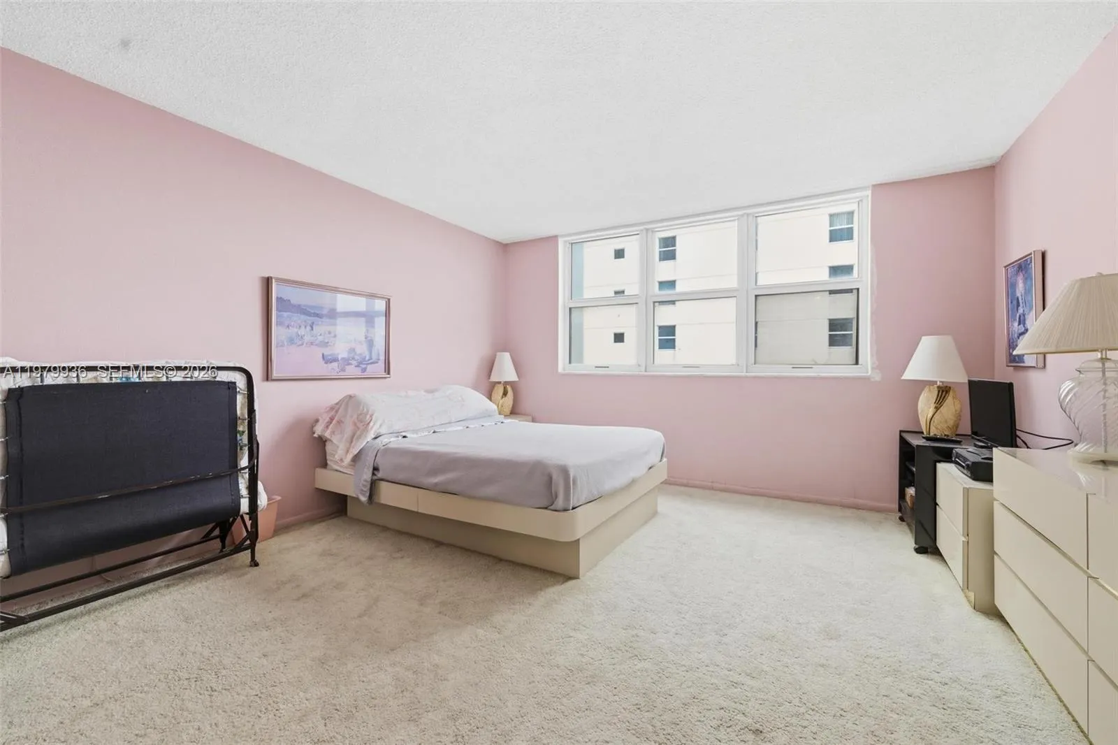 9225 Collins Ave 610, Surfside, Florida 33154, Surfside, Florida 33154, 1 Bedroom Bedrooms, ,2 BathroomsBathrooms,Residential,For Sale,9225 Collins Ave 610, Surfside, Florida 33154,A11979936
