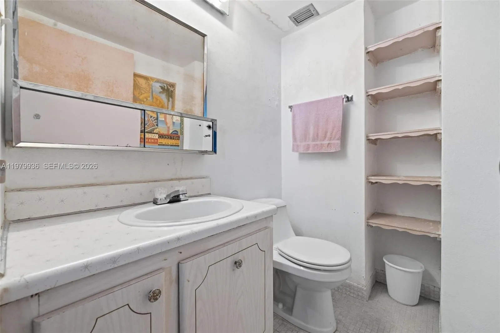9225 Collins Ave 610, Surfside, Florida 33154, Surfside, Florida 33154, 1 Bedroom Bedrooms, ,2 BathroomsBathrooms,Residential,For Sale,9225 Collins Ave 610, Surfside, Florida 33154,A11979936