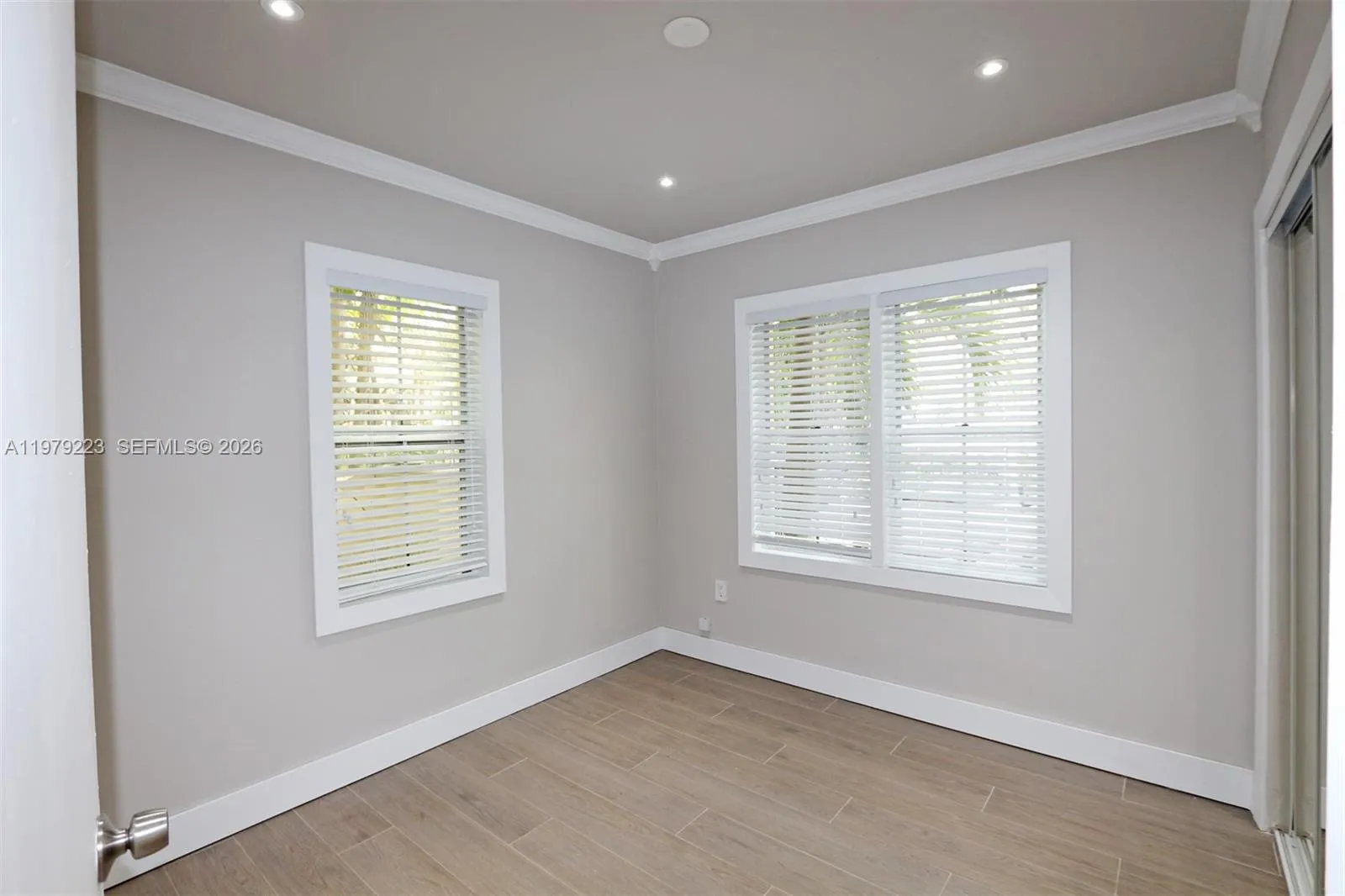 3395 Franklin Ave D, Miami, Florida 33133, Miami, Florida 33133, 2 Bedrooms Bedrooms, ,1 BathroomBathrooms,Residential Lease,For Rent,3395 Franklin Ave D, Miami, Florida 33133,A11979223