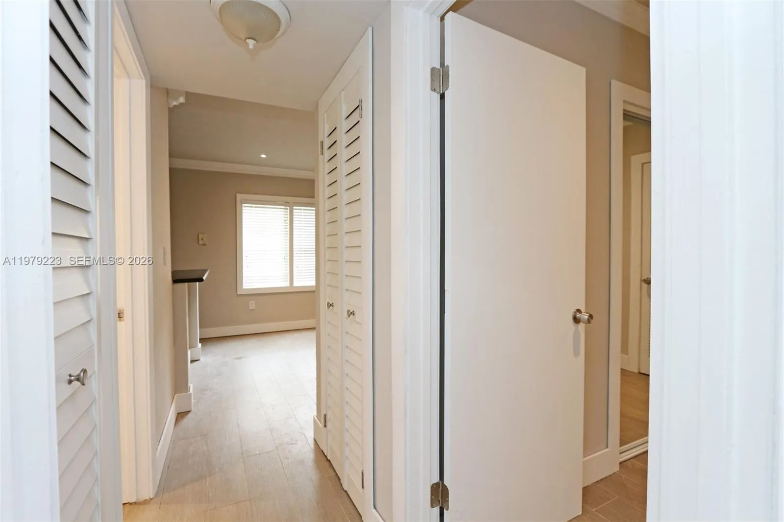 3395 Franklin Ave D, Miami, Florida 33133, Miami, Florida 33133, 2 Bedrooms Bedrooms, ,1 BathroomBathrooms,Residential Lease,For Rent,3395 Franklin Ave D, Miami, Florida 33133,A11979223