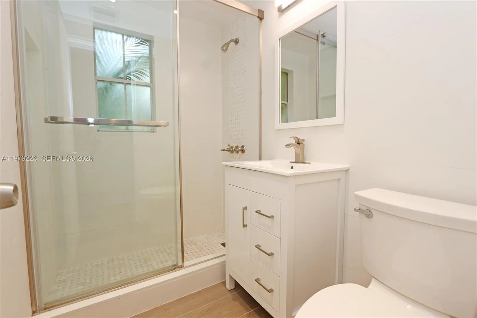 3395 Franklin Ave D, Miami, Florida 33133, Miami, Florida 33133, 2 Bedrooms Bedrooms, ,1 BathroomBathrooms,Residential Lease,For Rent,3395 Franklin Ave D, Miami, Florida 33133,A11979223