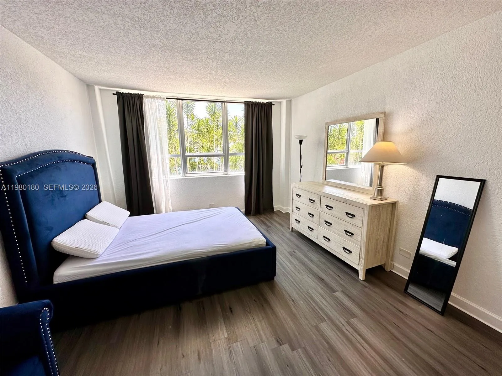 1500 Bay Rd 234s, Miami Beach, Florida 33139, Miami Beach, Florida 33139, 2 Bedrooms Bedrooms, ,2 BathroomsBathrooms,Residential Lease,For Rent,1500 Bay Rd 234s, Miami Beach, Florida 33139,A11980180