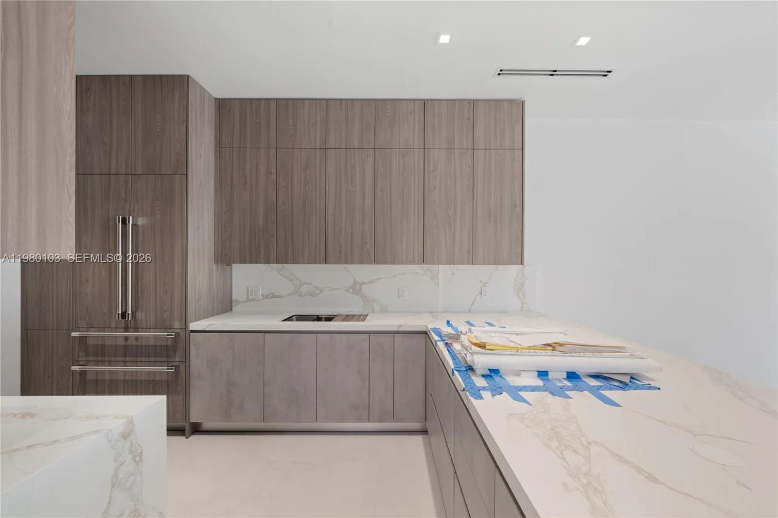 2710 S Le Jeune Rd, Coral Gables, Florida 33134, Coral Gables, Florida 33134, 6 Bedrooms Bedrooms, ,4 BathroomsBathrooms,Residential,For Sale,2710 S Le Jeune Rd, Coral Gables, Florida 33134,A11980103