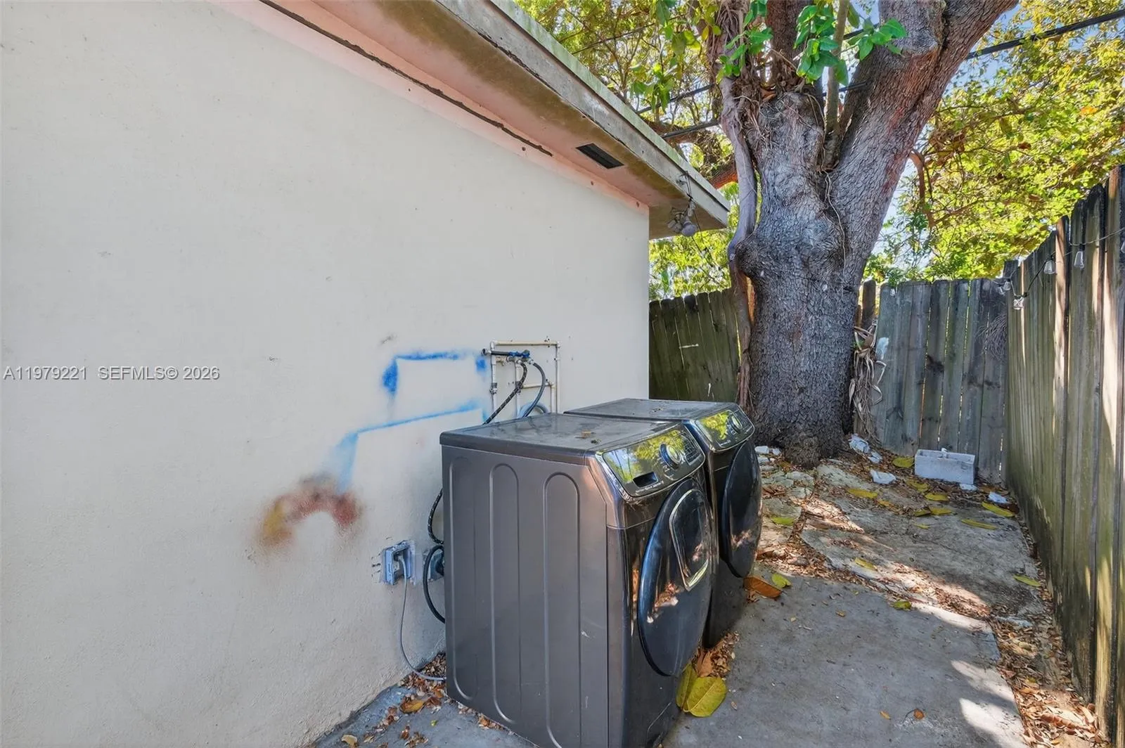 1980 Sw 32nd Ave, Miami, Florida 33145, Miami, Florida 33145, 3 Bedrooms Bedrooms, ,2 BathroomsBathrooms,Residential,For Sale,1980 Sw 32nd Ave, Miami, Florida 33145,A11979221