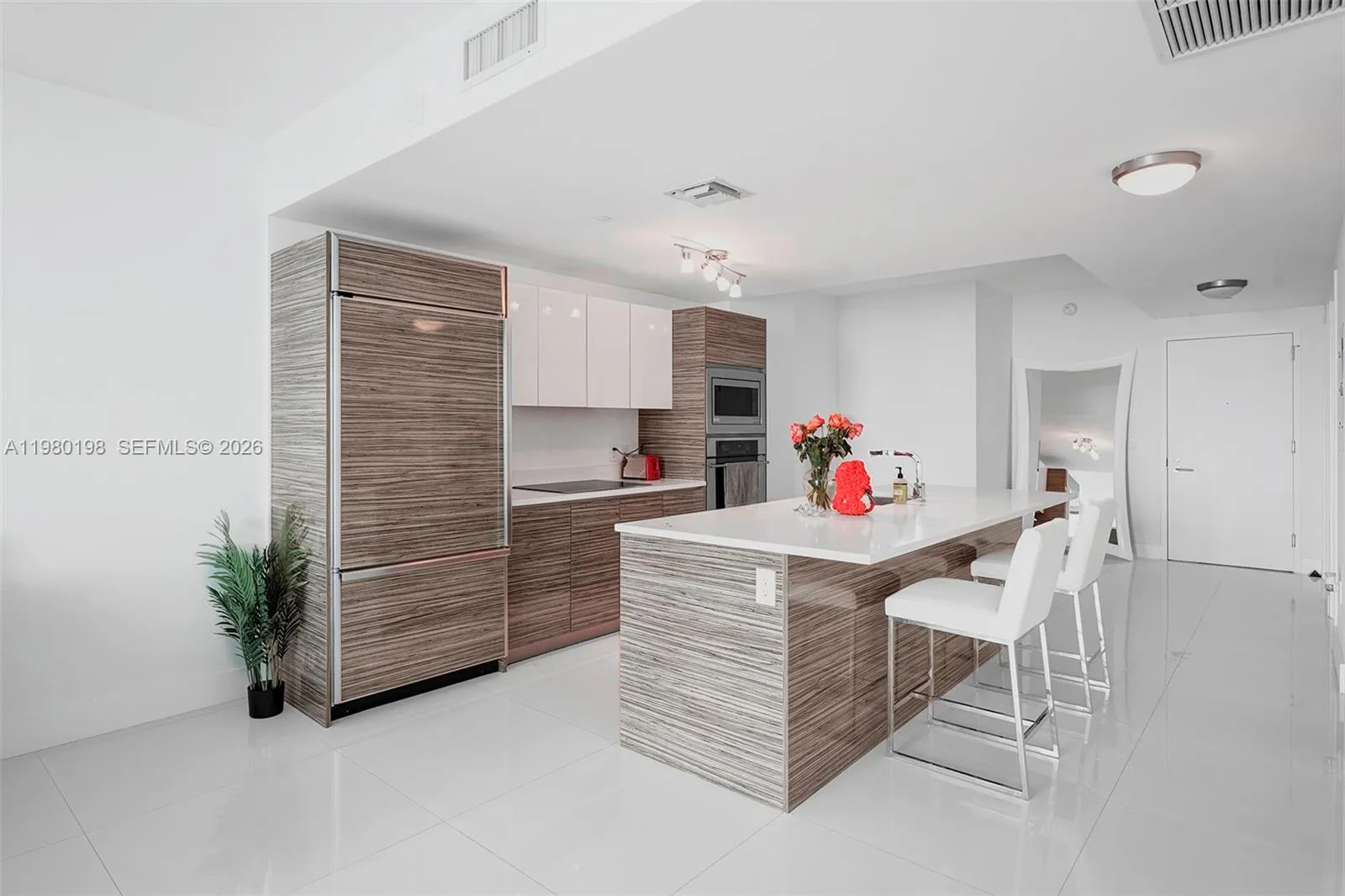 460 Ne 28th St 3403, Miami, Florida 33137, Miami, Florida 33137, 2 Bedrooms Bedrooms, ,2 BathroomsBathrooms,Residential Lease,For Rent,460 Ne 28th St 3403, Miami, Florida 33137,A11980198