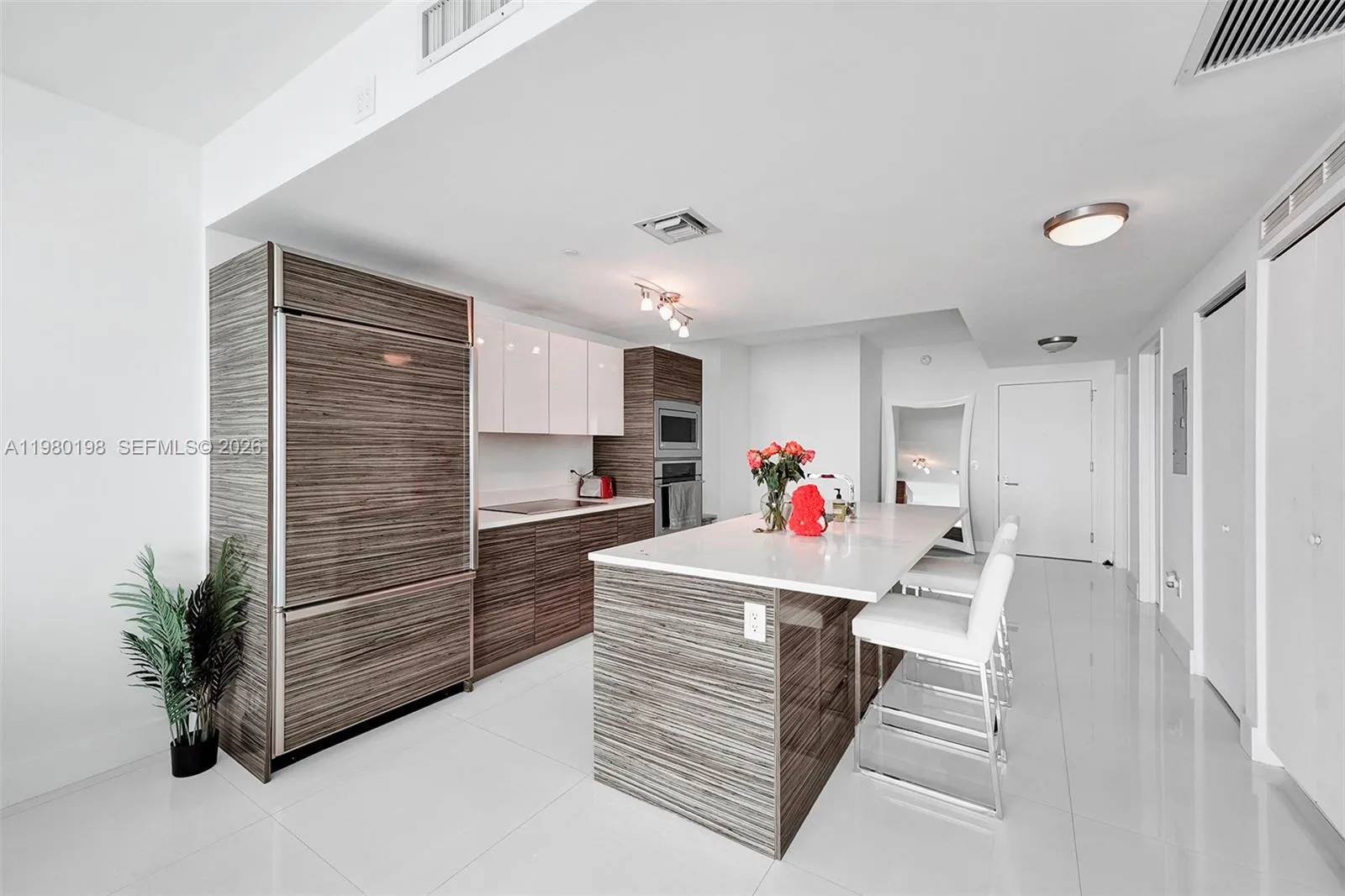 460 Ne 28th St 3403, Miami, Florida 33137, Miami, Florida 33137, 2 Bedrooms Bedrooms, ,2 BathroomsBathrooms,Residential Lease,For Rent,460 Ne 28th St 3403, Miami, Florida 33137,A11980198