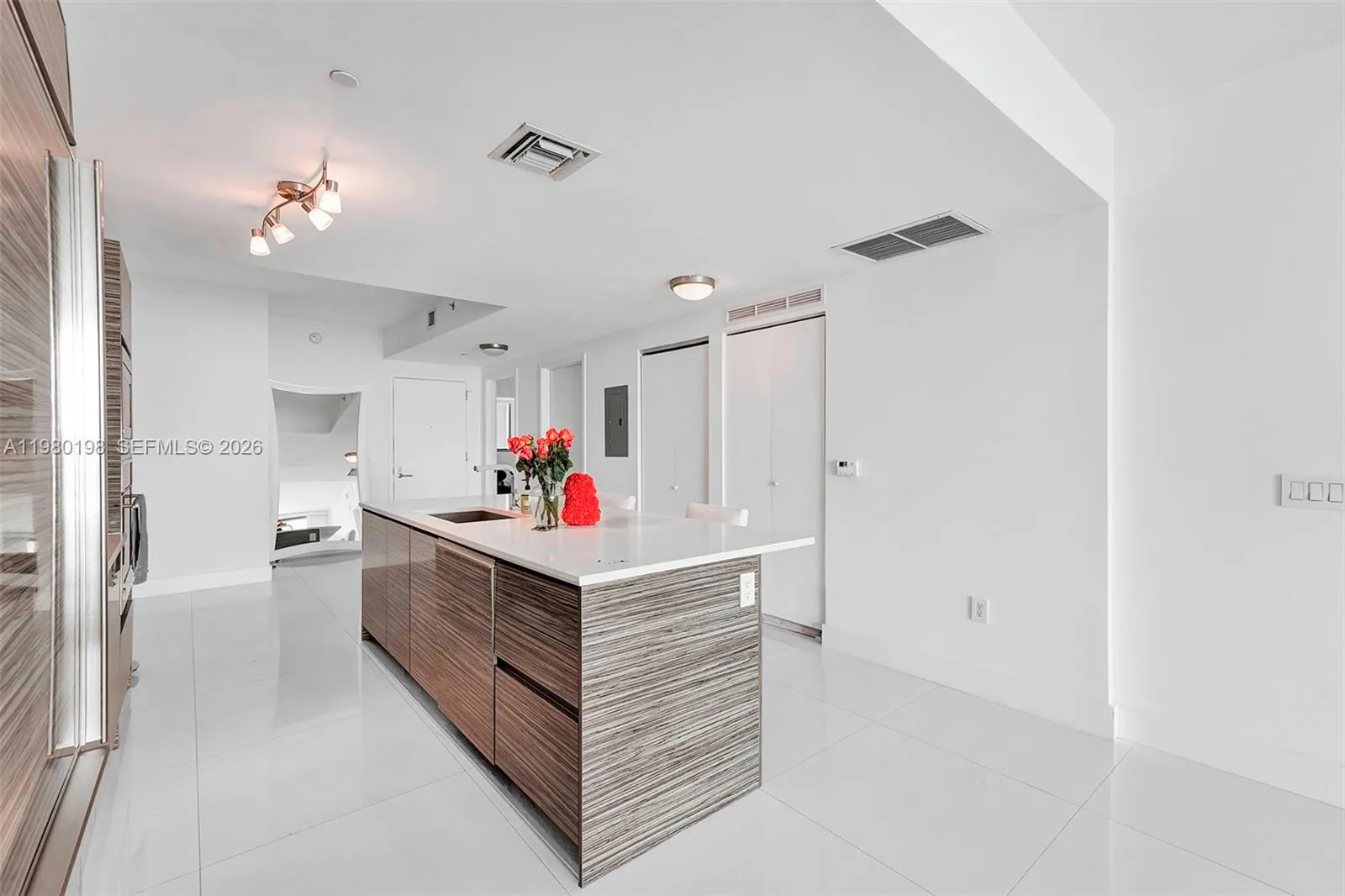 460 Ne 28th St 3403, Miami, Florida 33137, Miami, Florida 33137, 2 Bedrooms Bedrooms, ,2 BathroomsBathrooms,Residential Lease,For Rent,460 Ne 28th St 3403, Miami, Florida 33137,A11980198