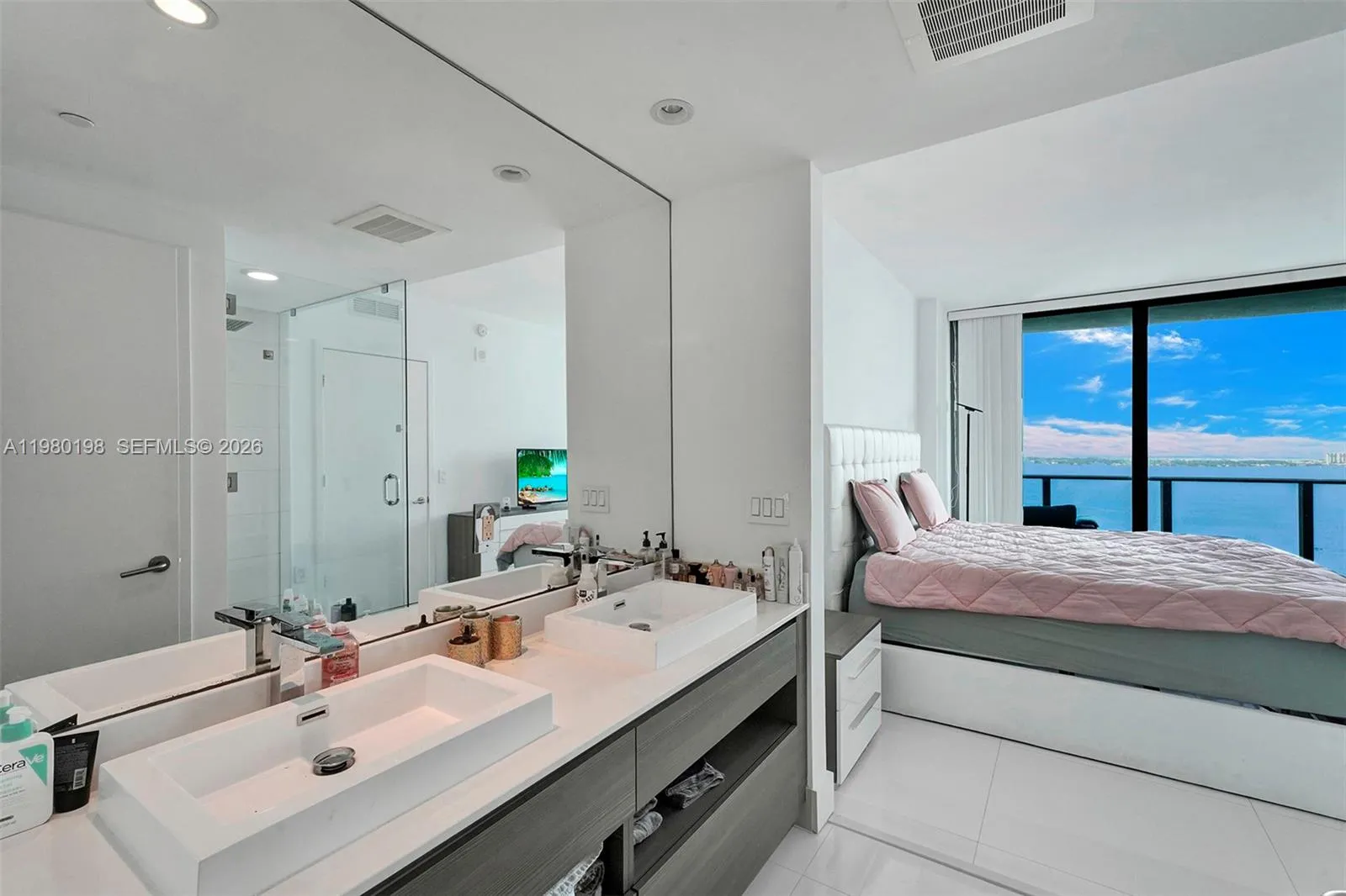 460 Ne 28th St 3403, Miami, Florida 33137, Miami, Florida 33137, 2 Bedrooms Bedrooms, ,2 BathroomsBathrooms,Residential Lease,For Rent,460 Ne 28th St 3403, Miami, Florida 33137,A11980198