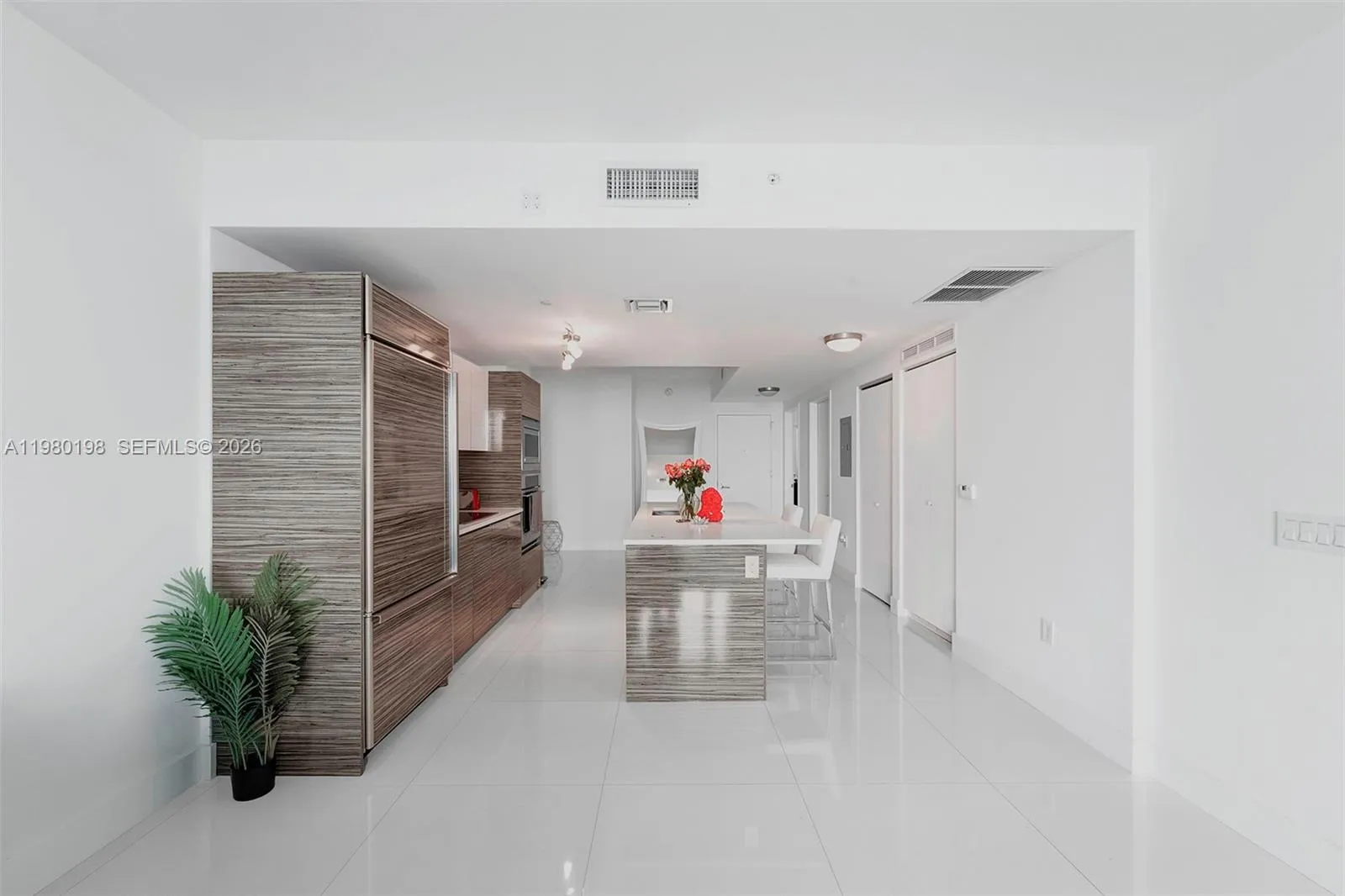 460 Ne 28th St 3403, Miami, Florida 33137, Miami, Florida 33137, 2 Bedrooms Bedrooms, ,2 BathroomsBathrooms,Residential Lease,For Rent,460 Ne 28th St 3403, Miami, Florida 33137,A11980198