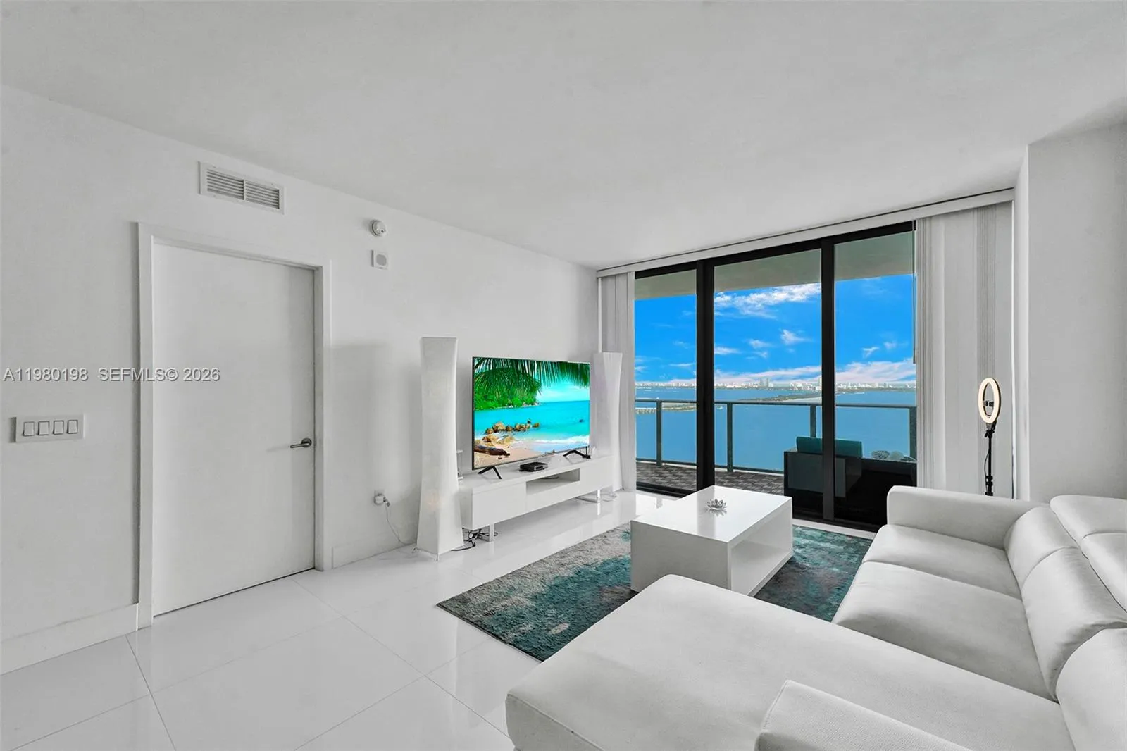 460 Ne 28th St 3403, Miami, Florida 33137, Miami, Florida 33137, 2 Bedrooms Bedrooms, ,2 BathroomsBathrooms,Residential Lease,For Rent,460 Ne 28th St 3403, Miami, Florida 33137,A11980198