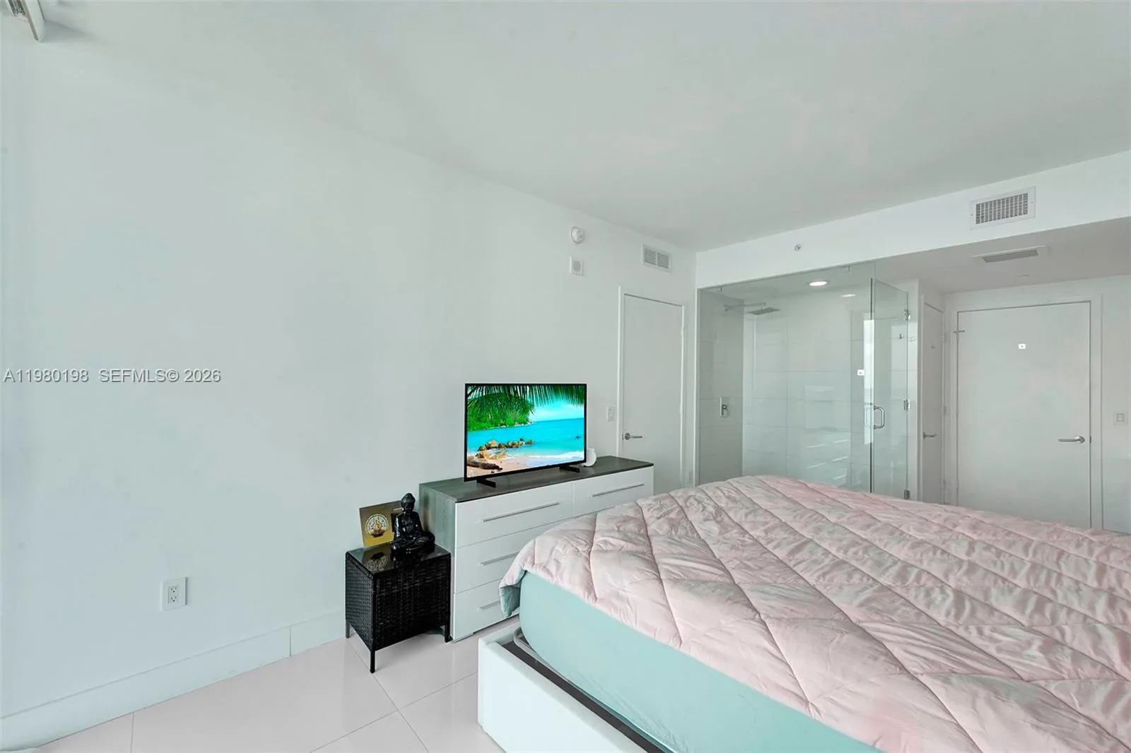 460 Ne 28th St 3403, Miami, Florida 33137, Miami, Florida 33137, 2 Bedrooms Bedrooms, ,2 BathroomsBathrooms,Residential Lease,For Rent,460 Ne 28th St 3403, Miami, Florida 33137,A11980198