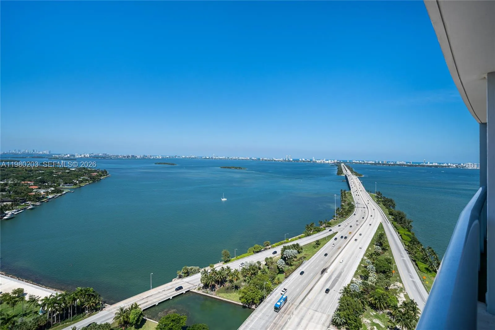 601 Ne 36th St 2908, Miami, Florida 33137, Miami, Florida 33137, 1 Bedroom Bedrooms, ,1 BathroomBathrooms,Residential Lease,For Rent,601 Ne 36th St 2908, Miami, Florida 33137,A11980203