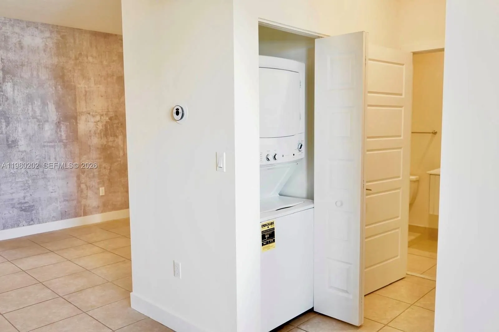 7925 Nw 104th Ave 32, Doral, Florida 33178, Doral, Florida 33178, 2 Bedrooms Bedrooms, ,2 BathroomsBathrooms,Residential Lease,For Rent,7925 Nw 104th Ave 32, Doral, Florida 33178,A11980202