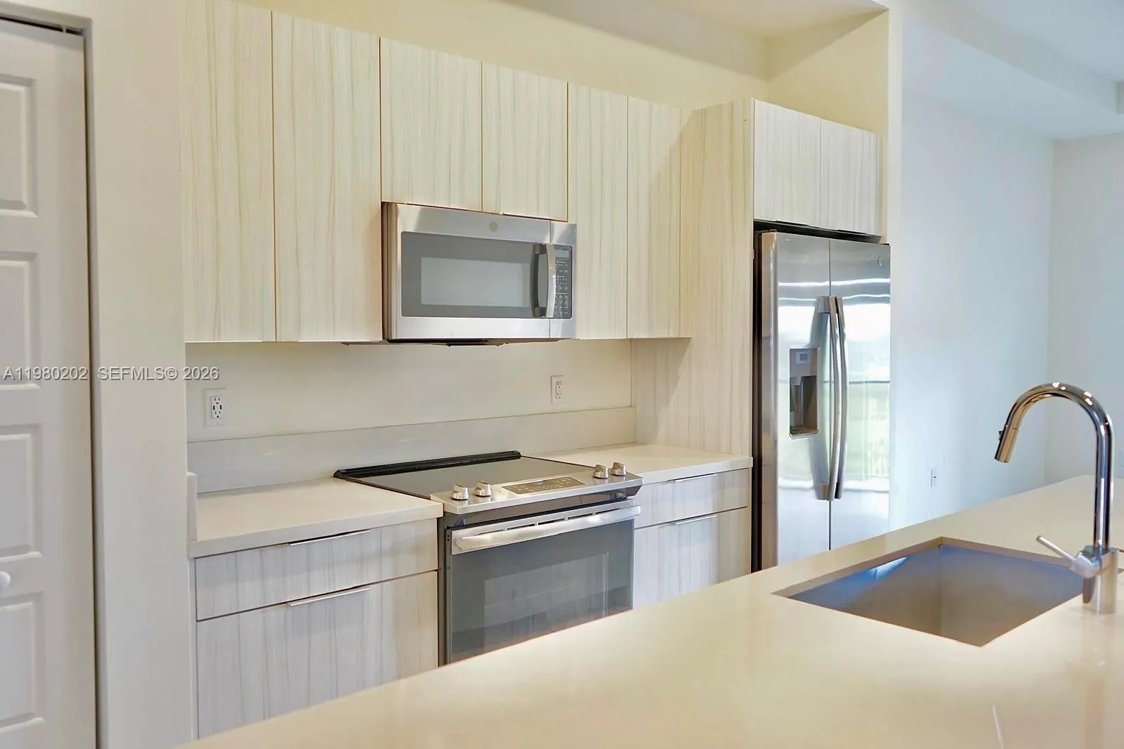 7925 Nw 104th Ave 32, Doral, Florida 33178, Doral, Florida 33178, 2 Bedrooms Bedrooms, ,2 BathroomsBathrooms,Residential Lease,For Rent,7925 Nw 104th Ave 32, Doral, Florida 33178,A11980202