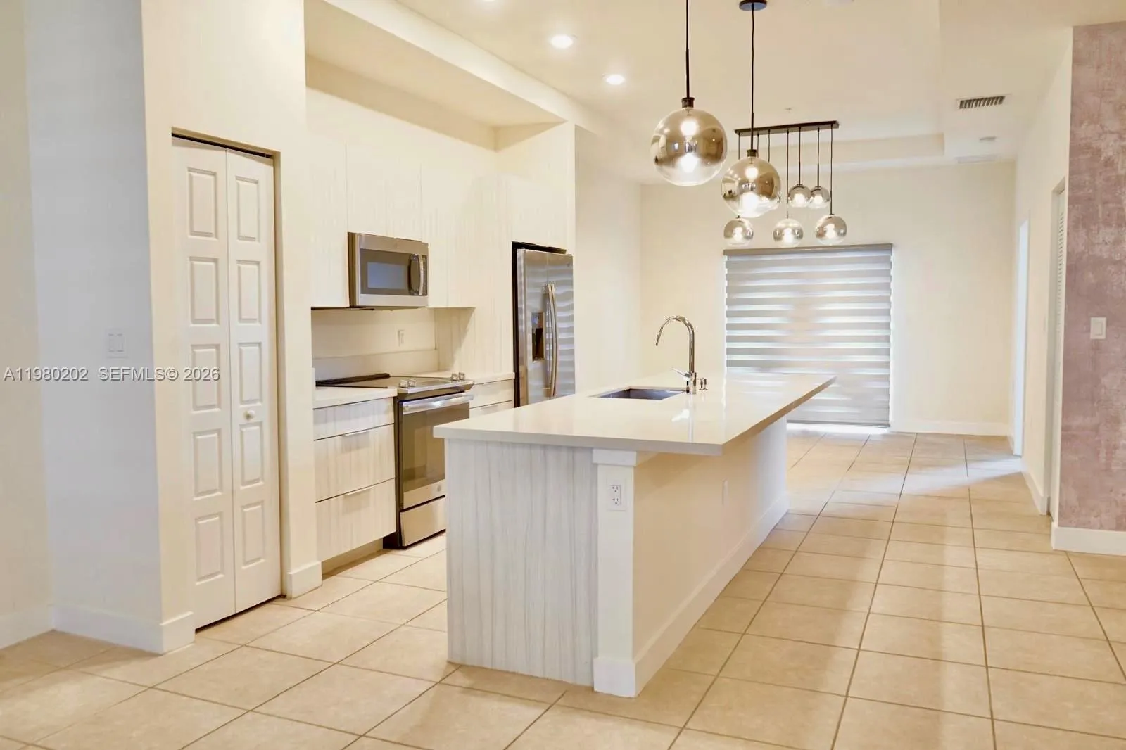 7925 Nw 104th Ave 32, Doral, Florida 33178, Doral, Florida 33178, 2 Bedrooms Bedrooms, ,2 BathroomsBathrooms,Residential Lease,For Rent,7925 Nw 104th Ave 32, Doral, Florida 33178,A11980202