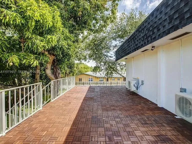 1335 Ne 5th Ave 7, Fort Lauderdale, Florida 33304, Fort Lauderdale, Florida 33304, 1 Bedroom Bedrooms, ,1 BathroomBathrooms,Residential Lease,For Rent,1335 Ne 5th Ave 7, Fort Lauderdale, Florida 33304,A11979457