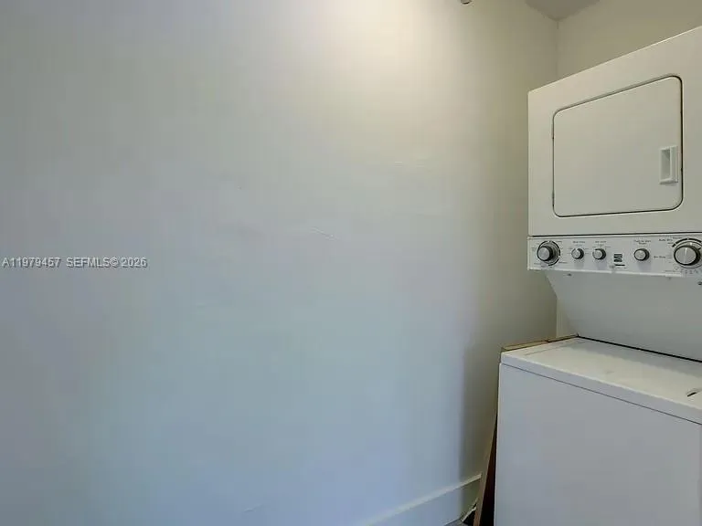 1335 Ne 5th Ave 7, Fort Lauderdale, Florida 33304, Fort Lauderdale, Florida 33304, 1 Bedroom Bedrooms, ,1 BathroomBathrooms,Residential Lease,For Rent,1335 Ne 5th Ave 7, Fort Lauderdale, Florida 33304,A11979457