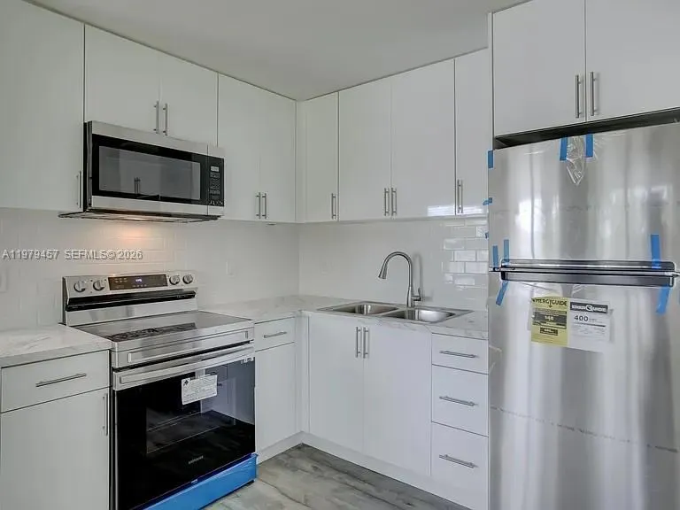 1335 Ne 5th Ave 7, Fort Lauderdale, Florida 33304, Fort Lauderdale, Florida 33304, 1 Bedroom Bedrooms, ,1 BathroomBathrooms,Residential Lease,For Rent,1335 Ne 5th Ave 7, Fort Lauderdale, Florida 33304,A11979457