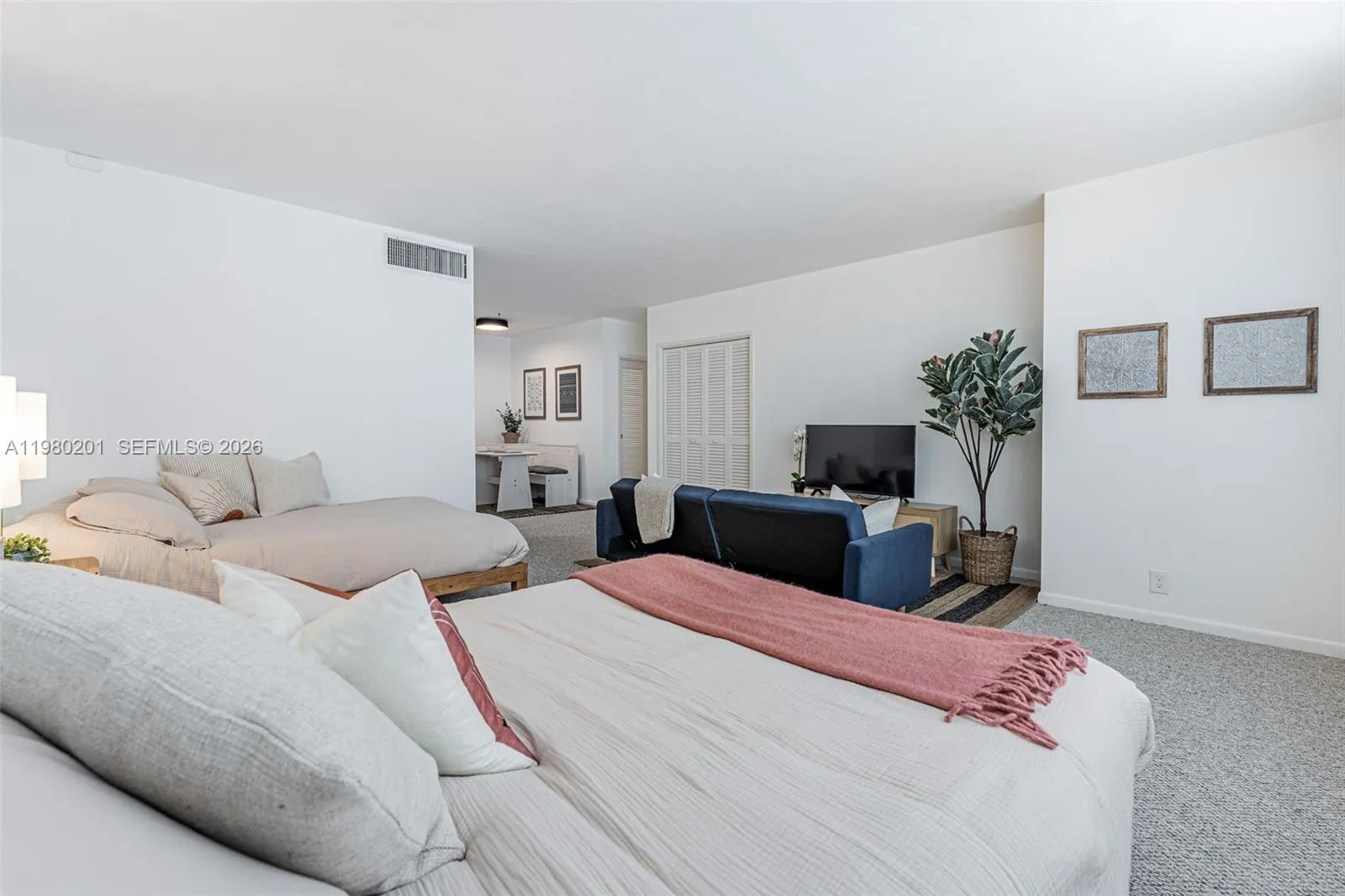 1000 West Ave 432, Miami Beach, Florida 33139, Miami Beach, Florida 33139, ,1 BathroomBathrooms,Residential Lease,For Rent,1000 West Ave 432, Miami Beach, Florida 33139,A11980201